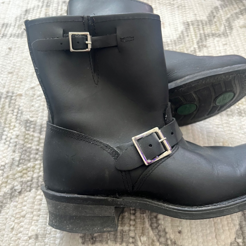 Frye Engineer 8R Biker Boots Black Leather Moto Style Size 9 - Picture 2 of 5